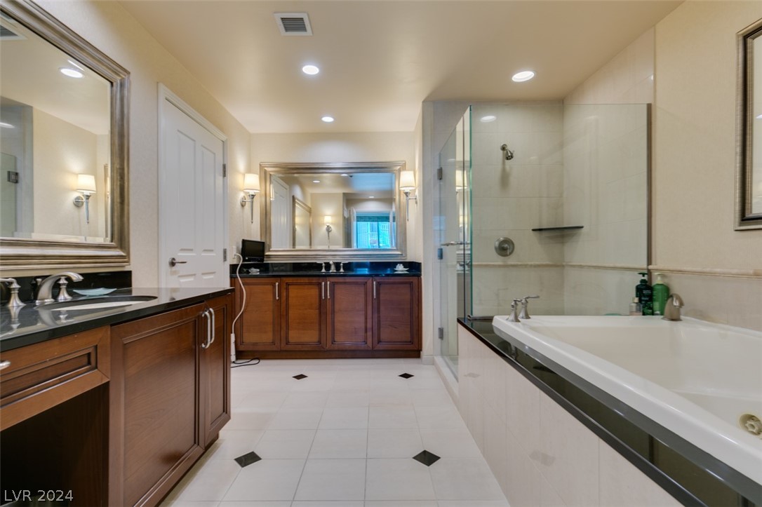 145 East HARMON Avenue 201