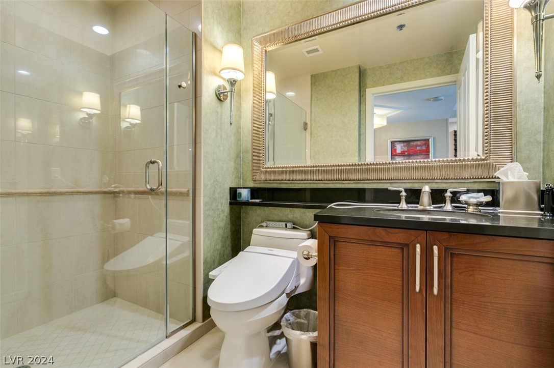 145 East HARMON Avenue 201