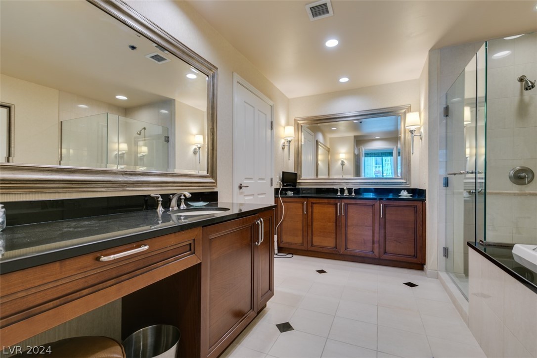 145 East HARMON Avenue 201