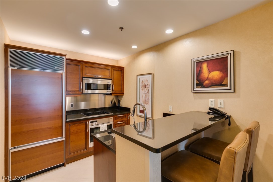 145 East HARMON Avenue 201