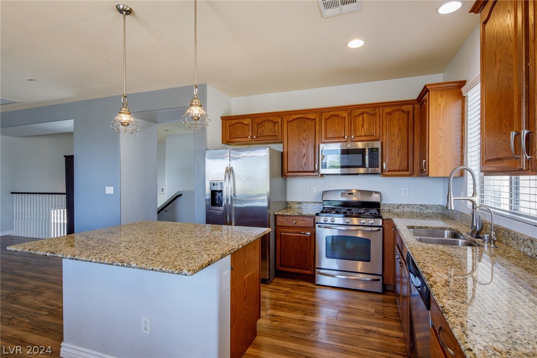 1048 Valley Light Avenue