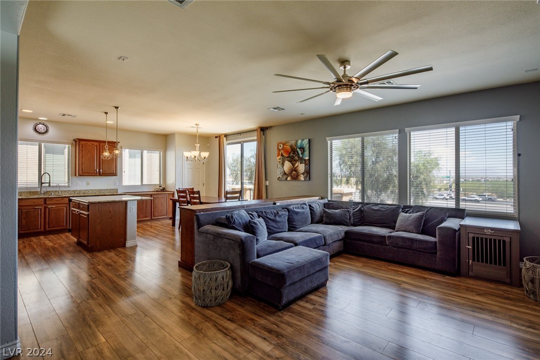 1048 Valley Light Avenue