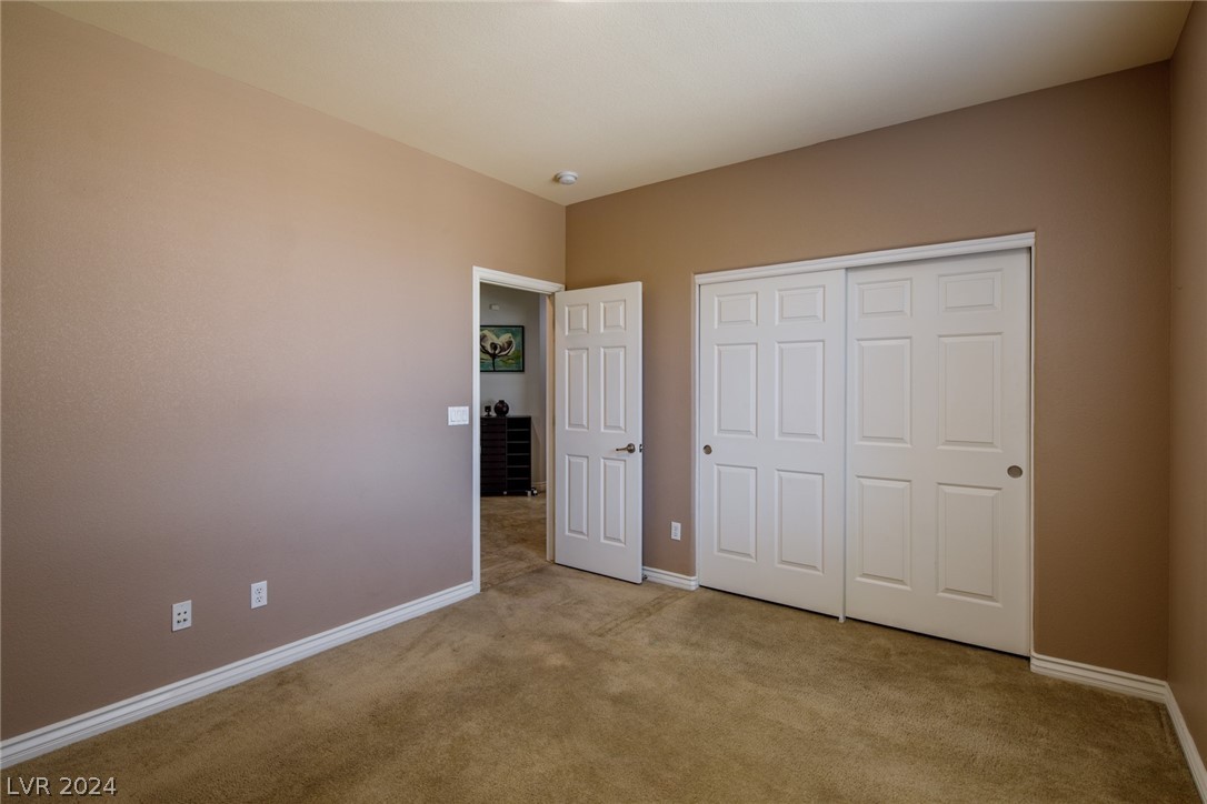 1048 Valley Light Avenue