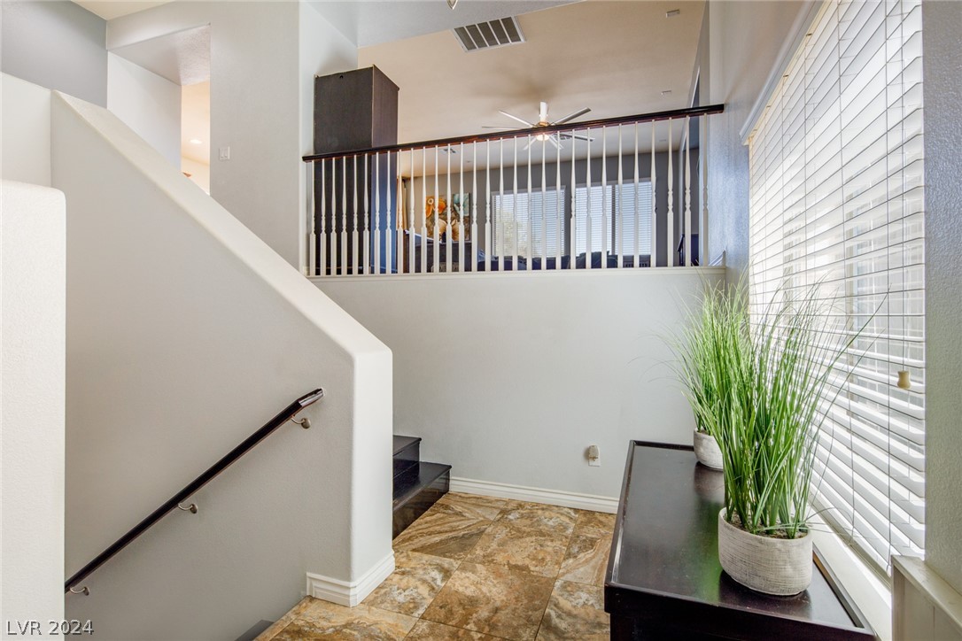 1048 Valley Light Avenue