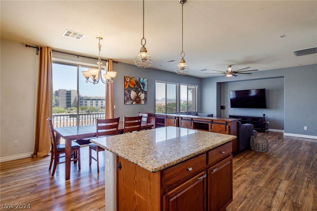 1048 Valley Light Avenue