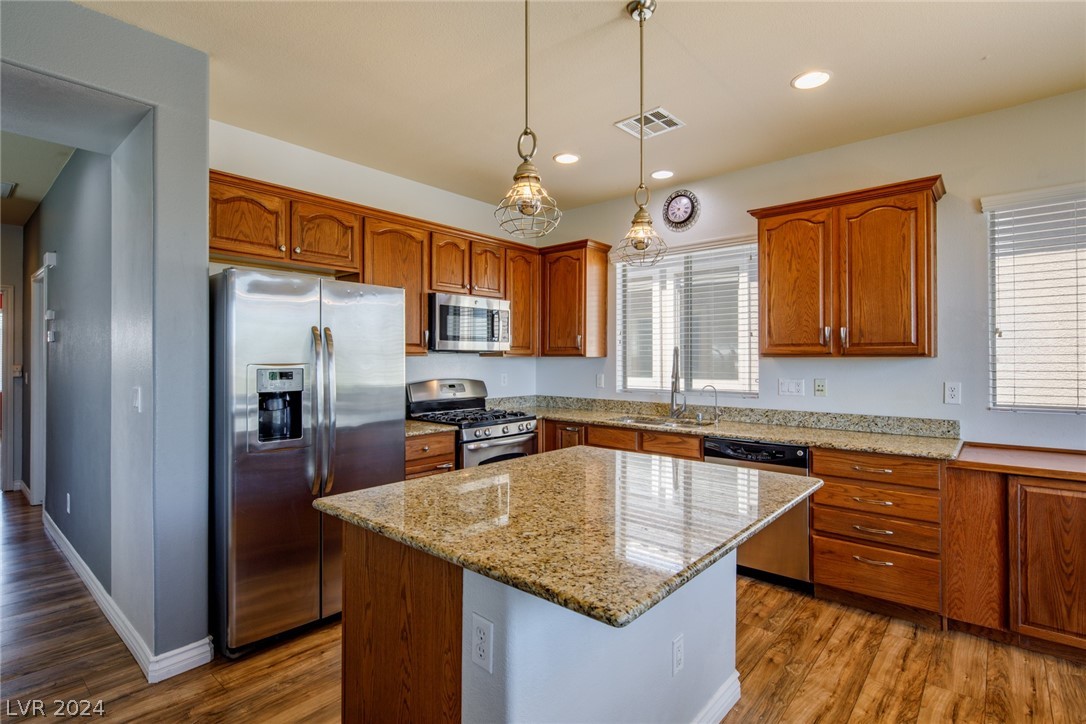 1048 Valley Light Avenue