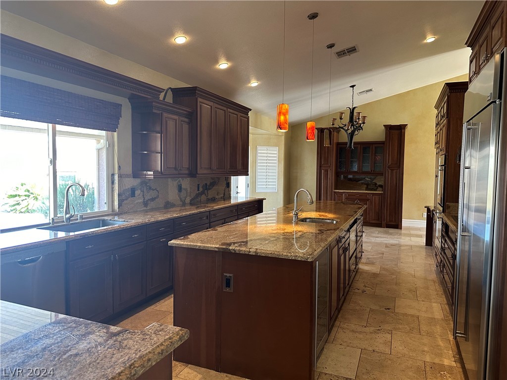 9940 Four Views Street