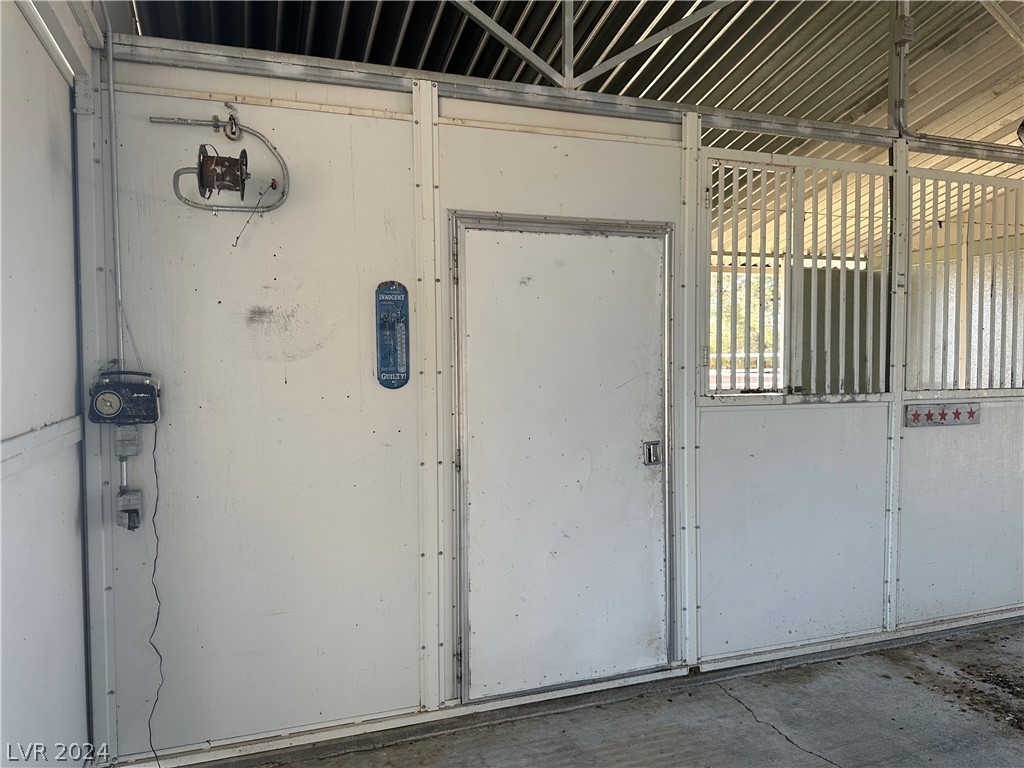 9940 Four Views Street