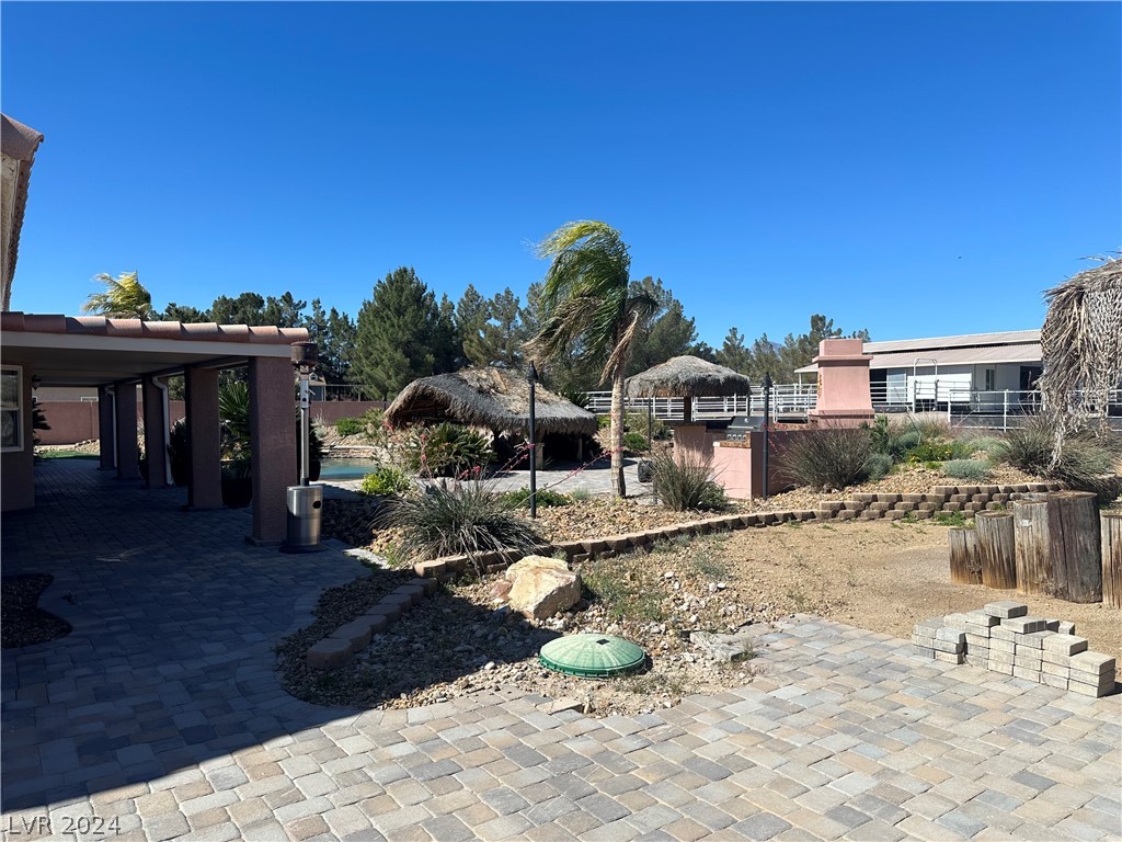 9940 Four Views Street