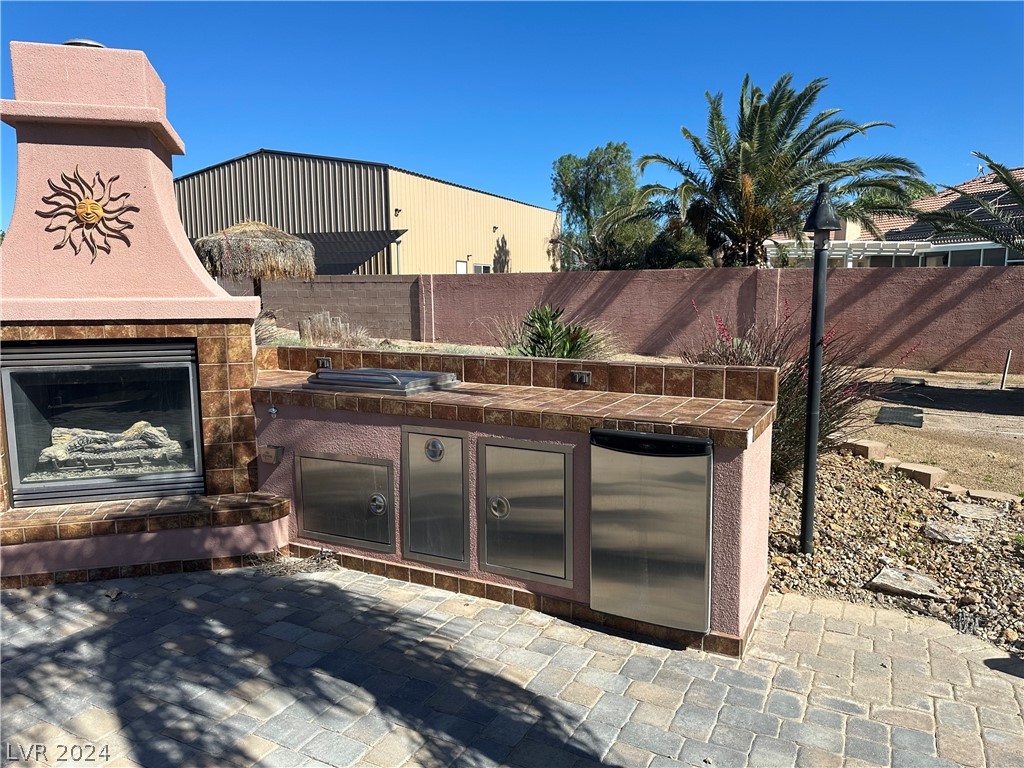 9940 Four Views Street