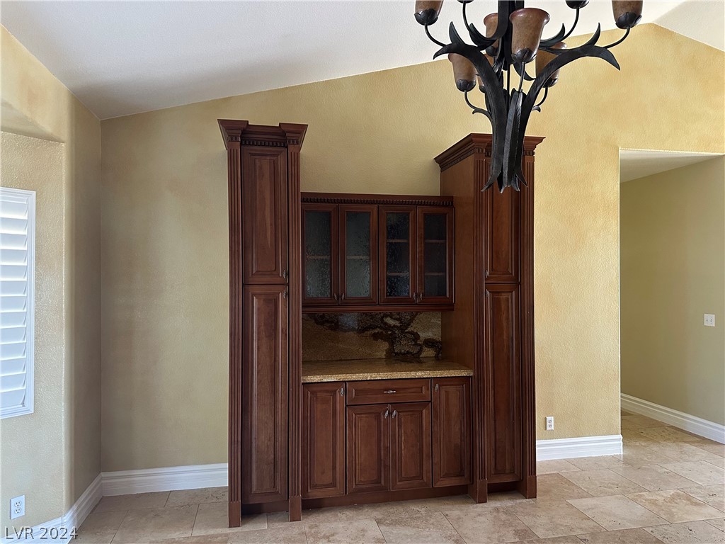 9940 Four Views Street