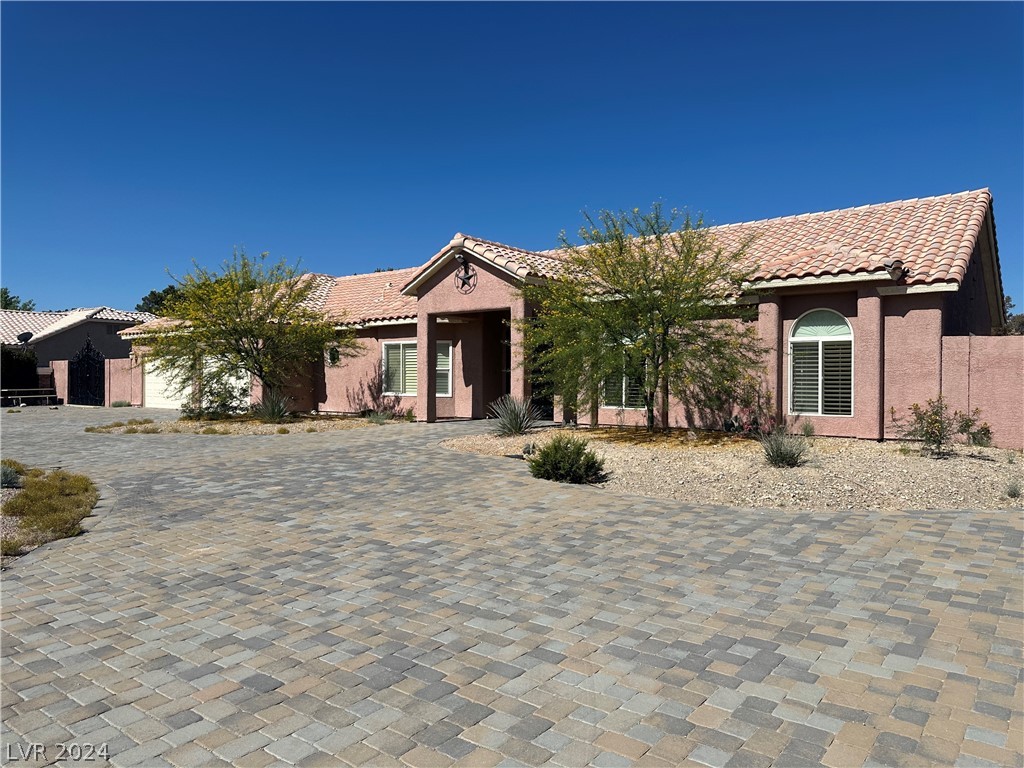 9940 Four Views Street