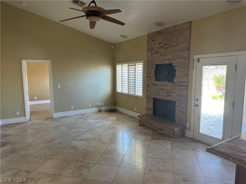 9940 Four Views Street