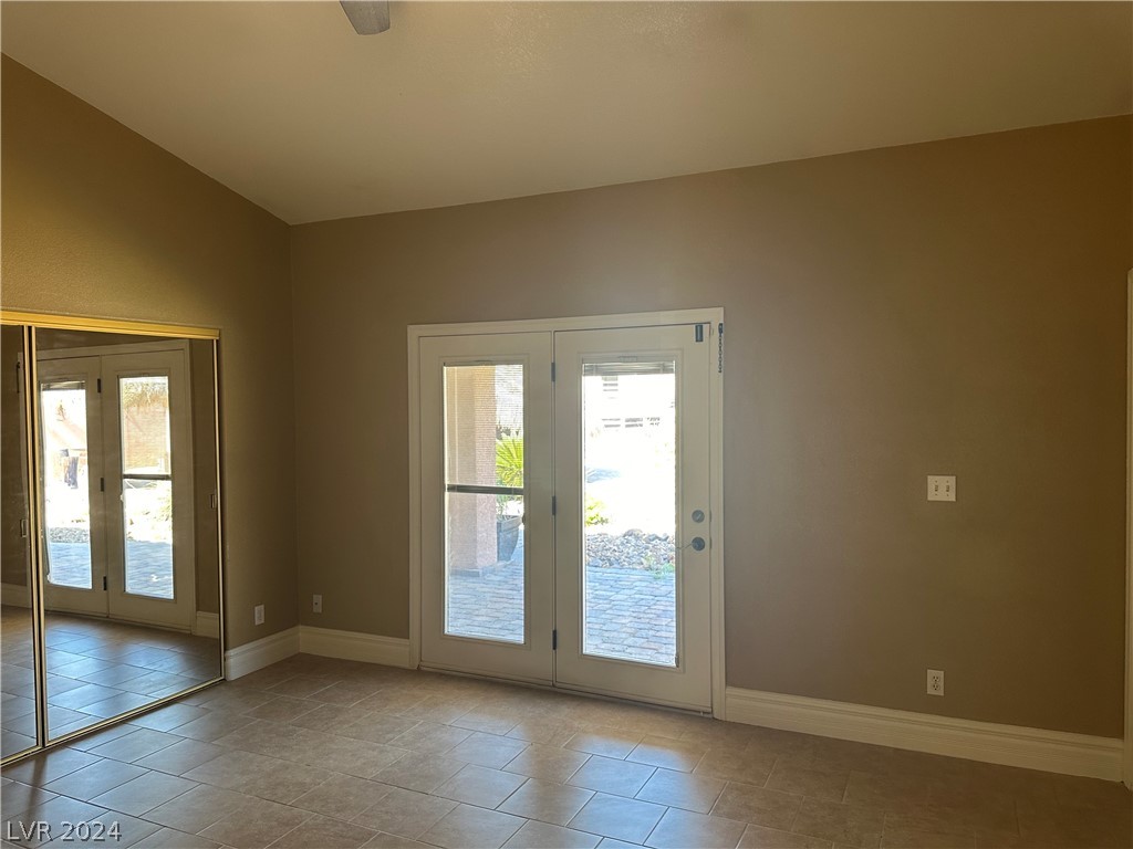 9940 Four Views Street