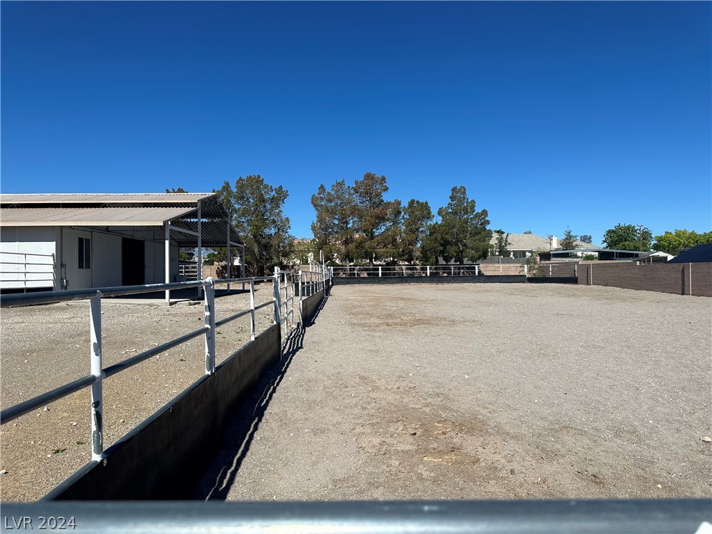 9940 Four Views Street