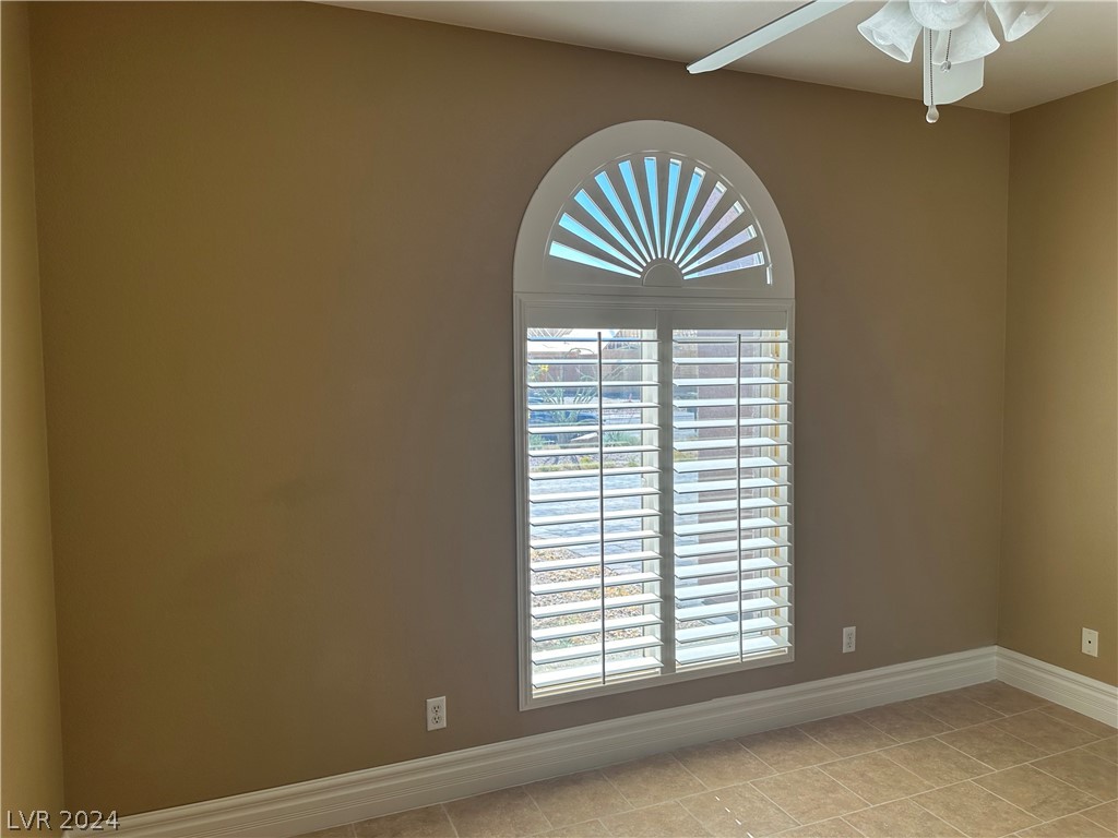 9940 Four Views Street