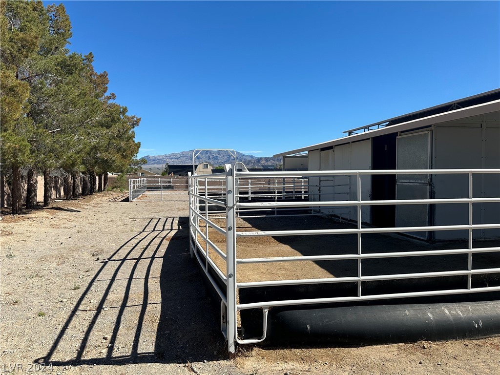 9940 Four Views Street