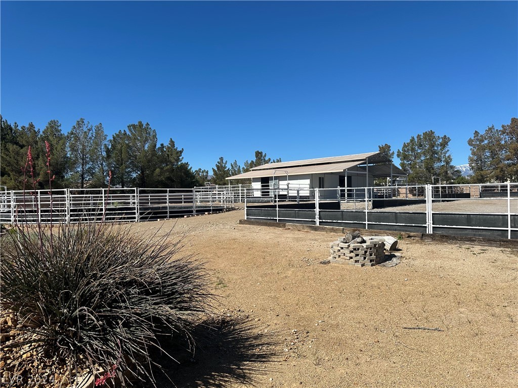 9940 Four Views Street