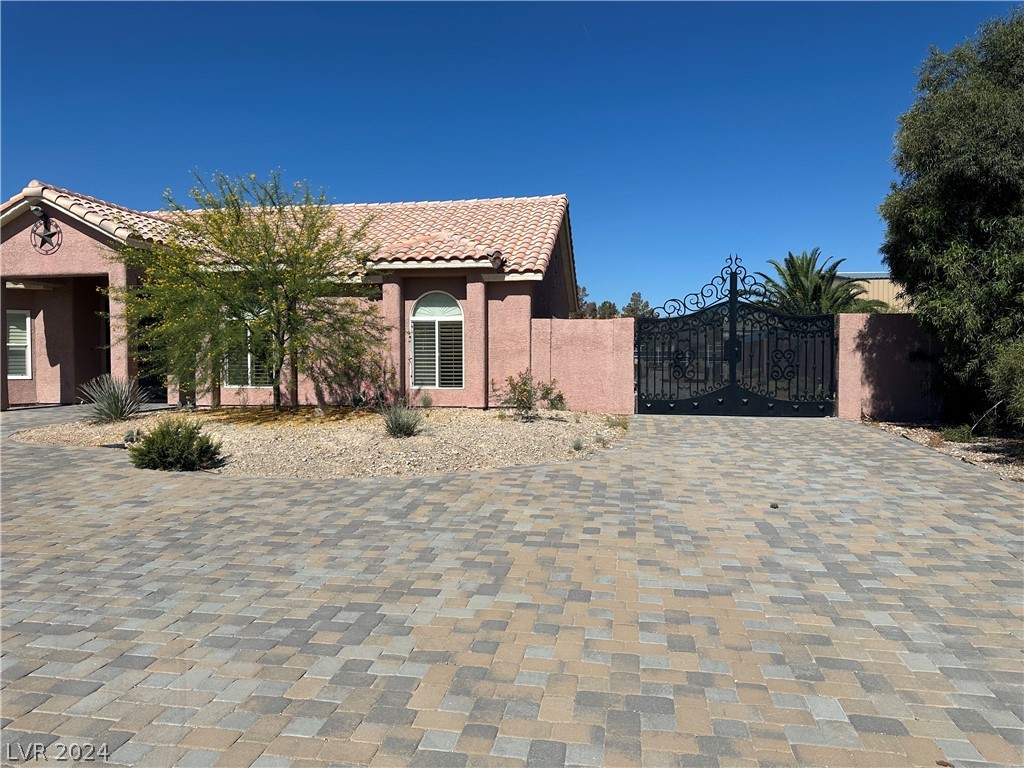 9940 Four Views Street