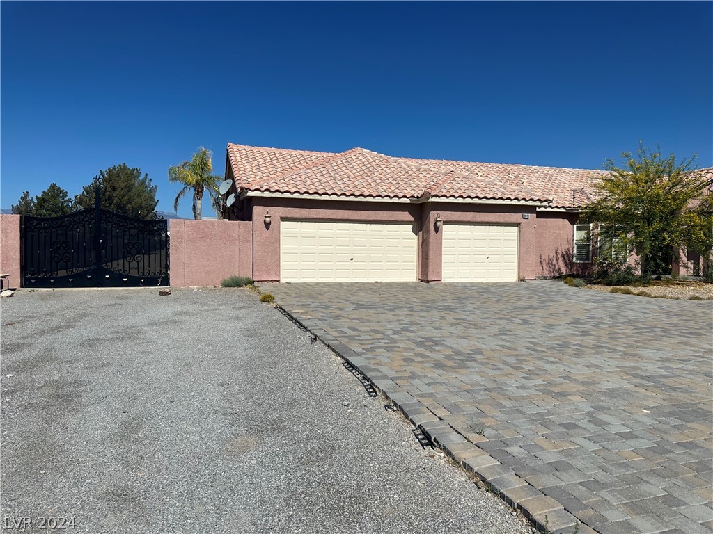 9940 Four Views Street