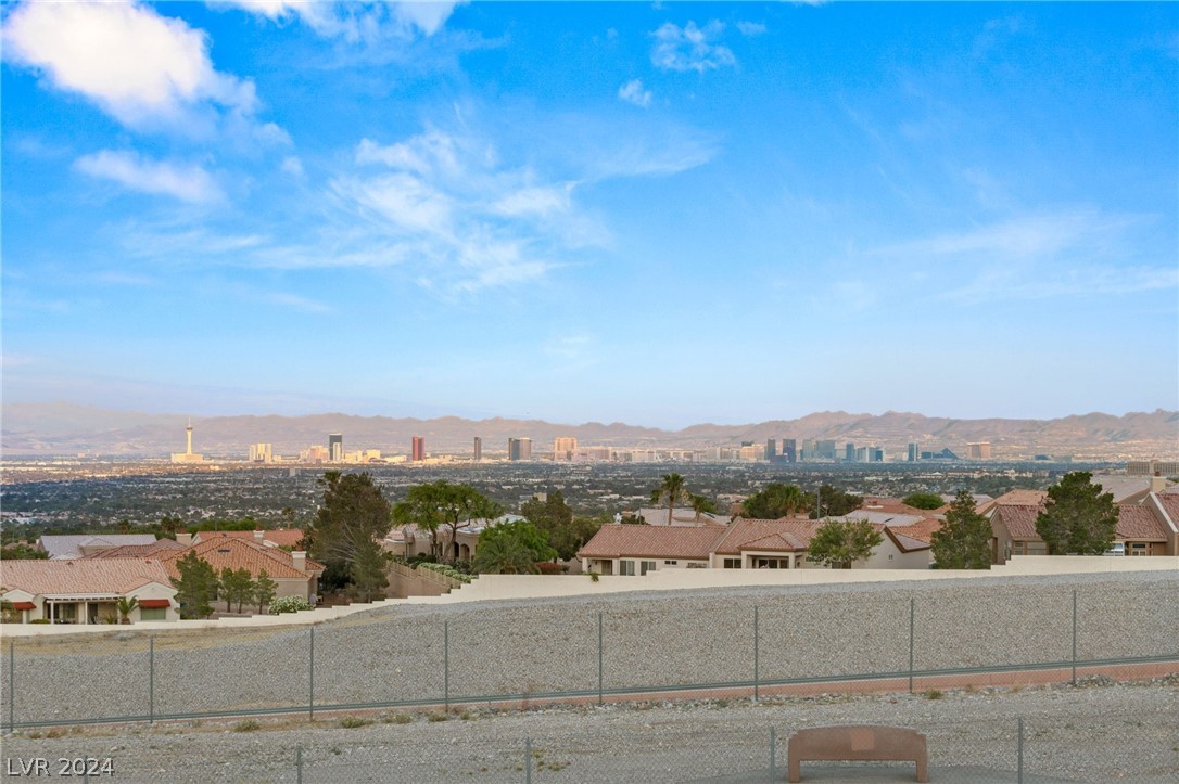 2664 Evolutionary Lane