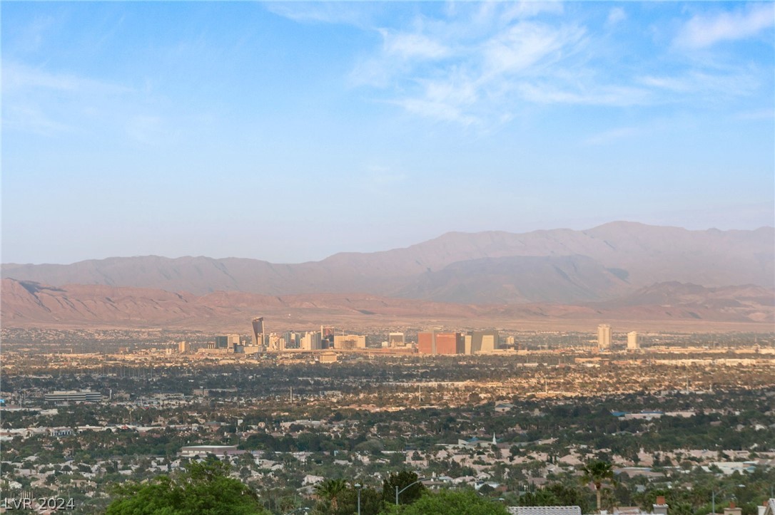 2664 Evolutionary Lane