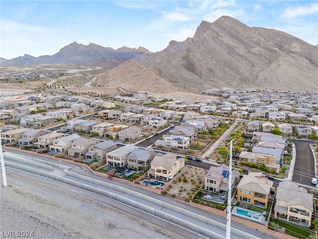 2664 Evolutionary Lane