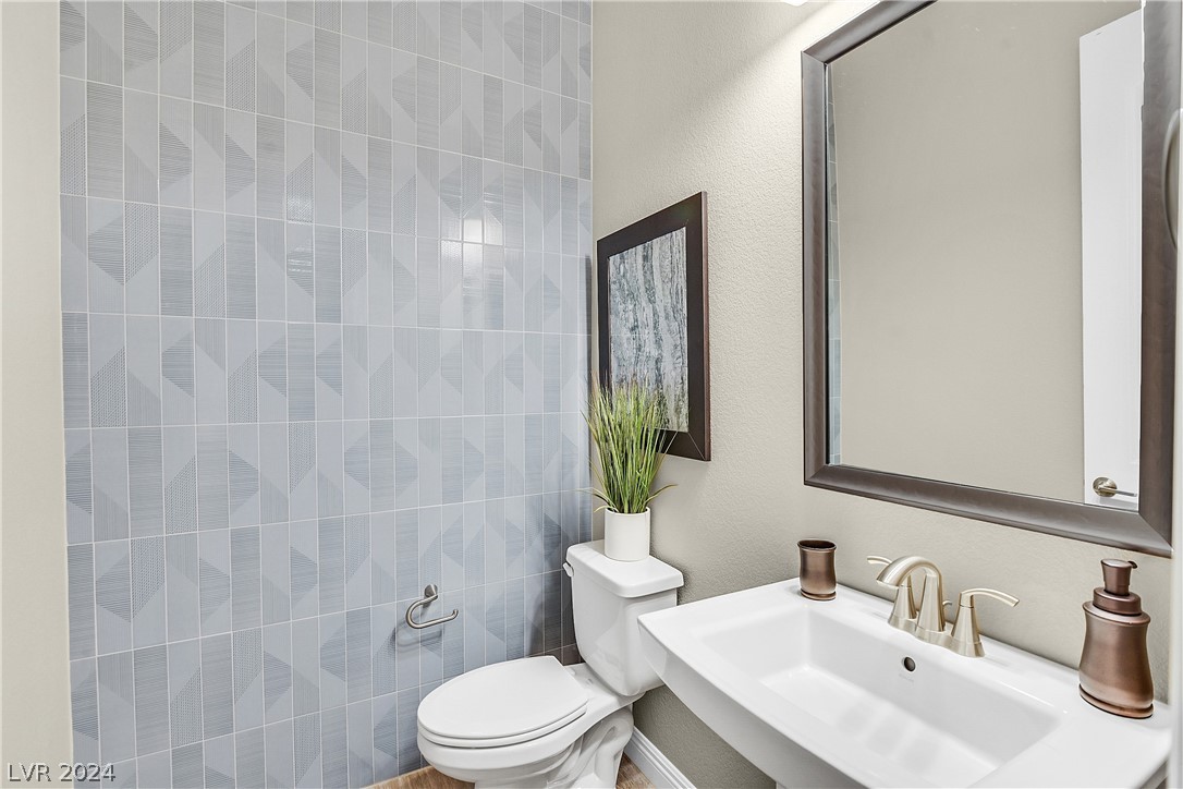 10167 Tree Blossom Avenue