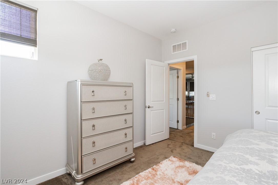 6833 Peakview Street