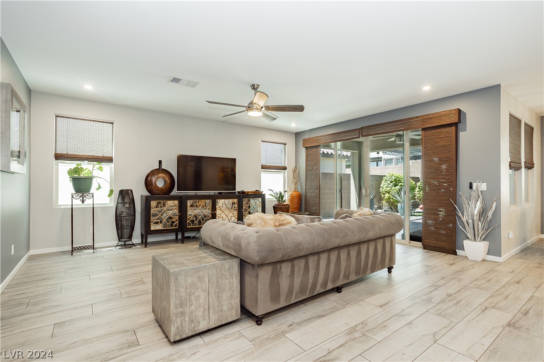 6833 Peakview Street