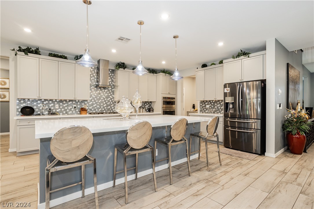 6833 Peakview Street