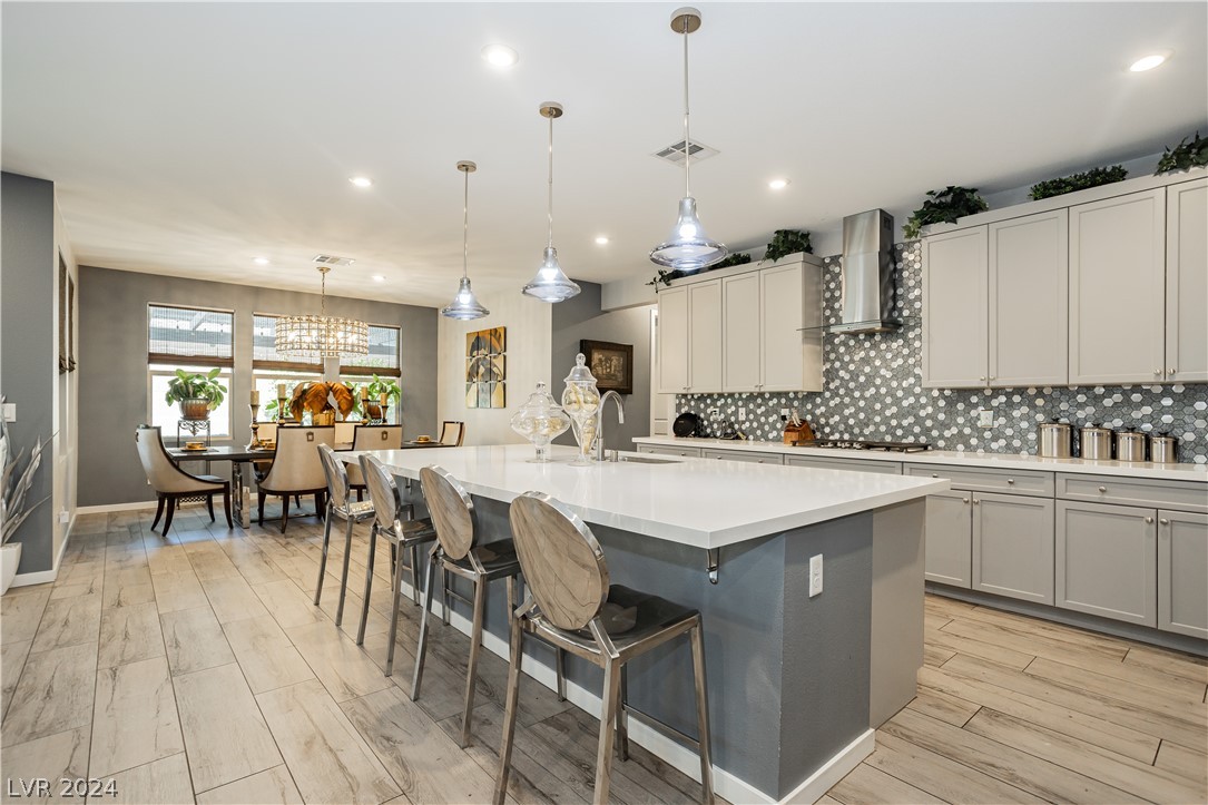 6833 Peakview Street