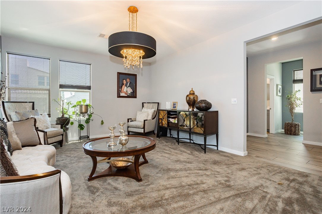 6833 Peakview Street