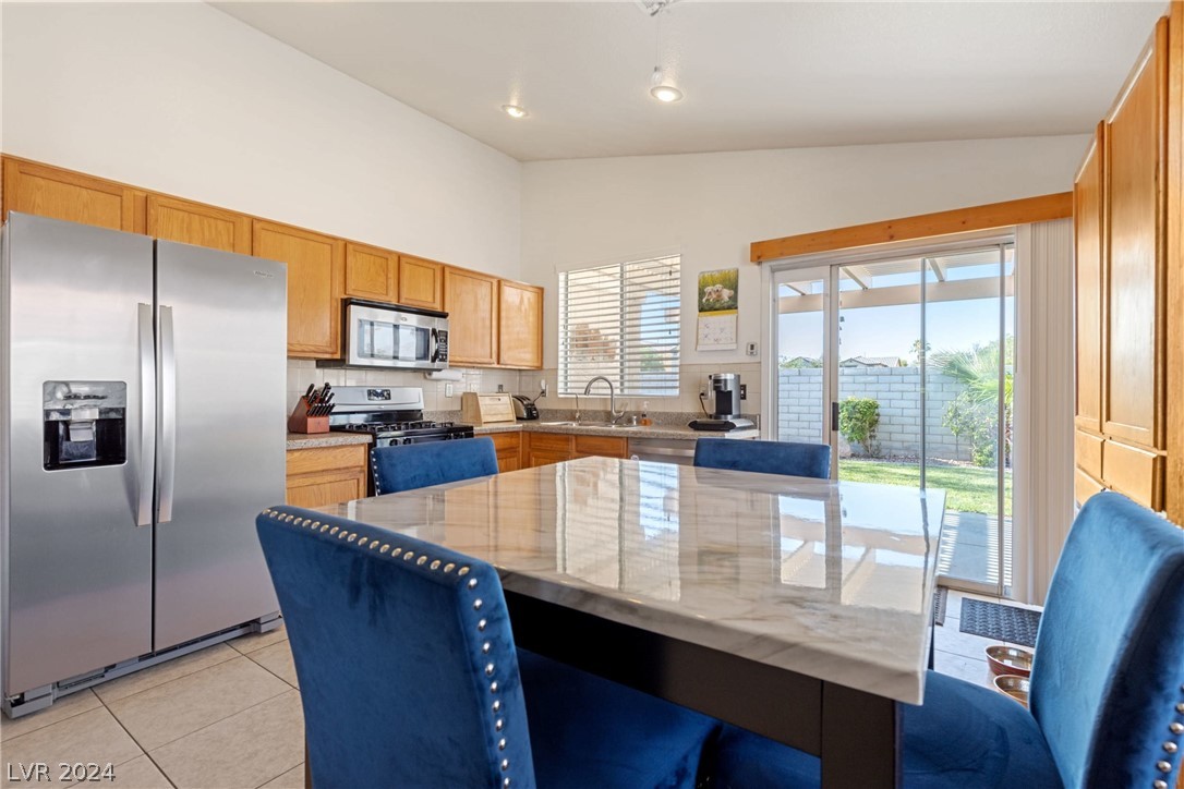 8508 Timber Pine Avenue