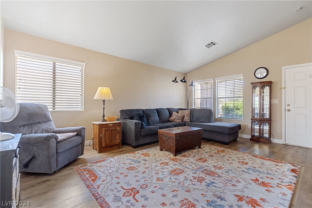 8508 Timber Pine Avenue