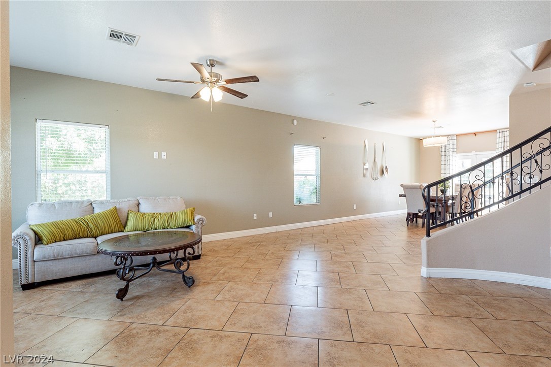 6513 West Tropical Parkway