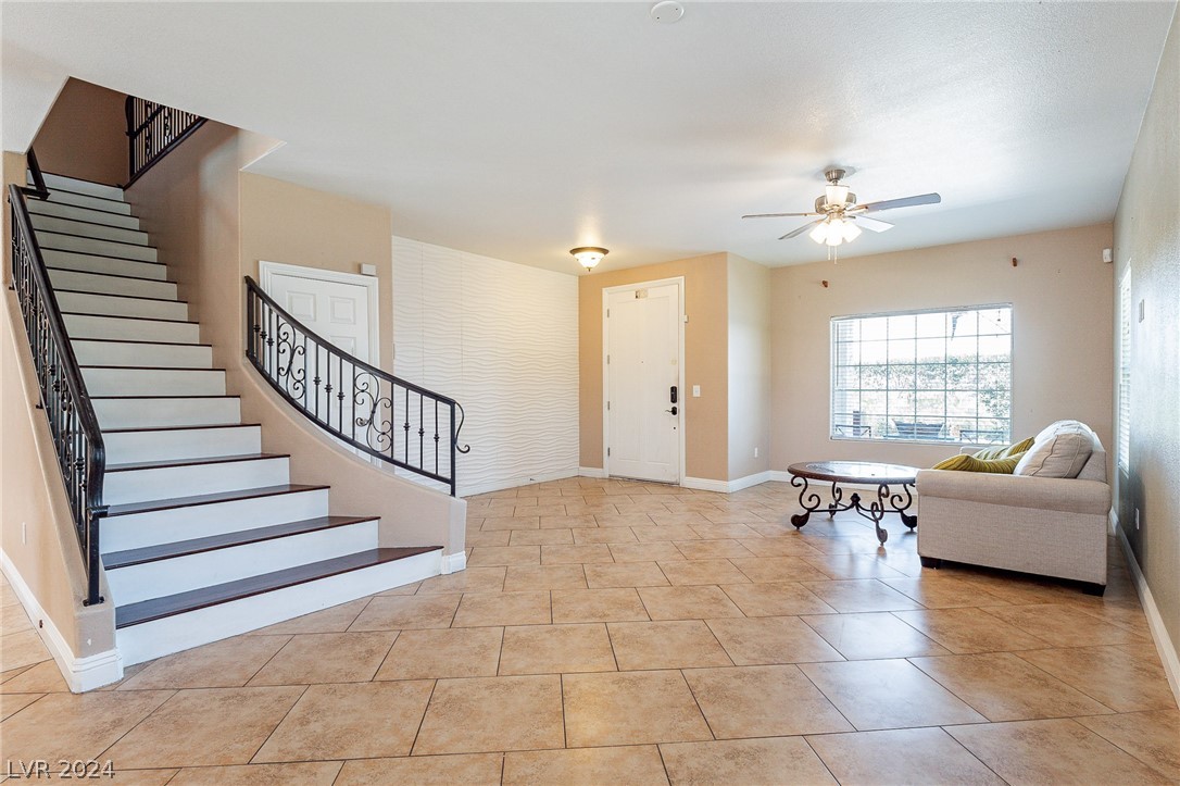 6513 West Tropical Parkway