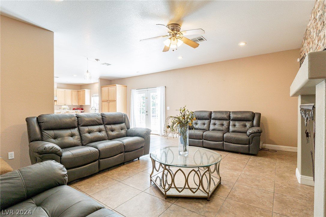 6513 West Tropical Parkway