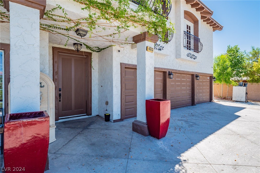 6513 West Tropical Parkway