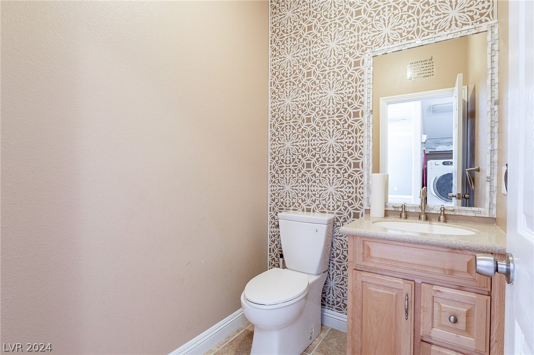 6513 West Tropical Parkway