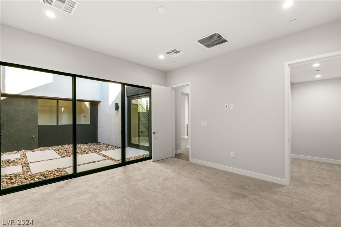 621 SLEEPING DRAGON Drive