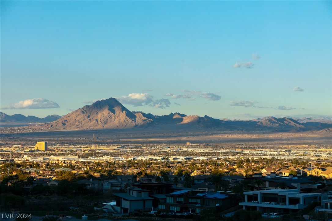 621 SLEEPING DRAGON Drive