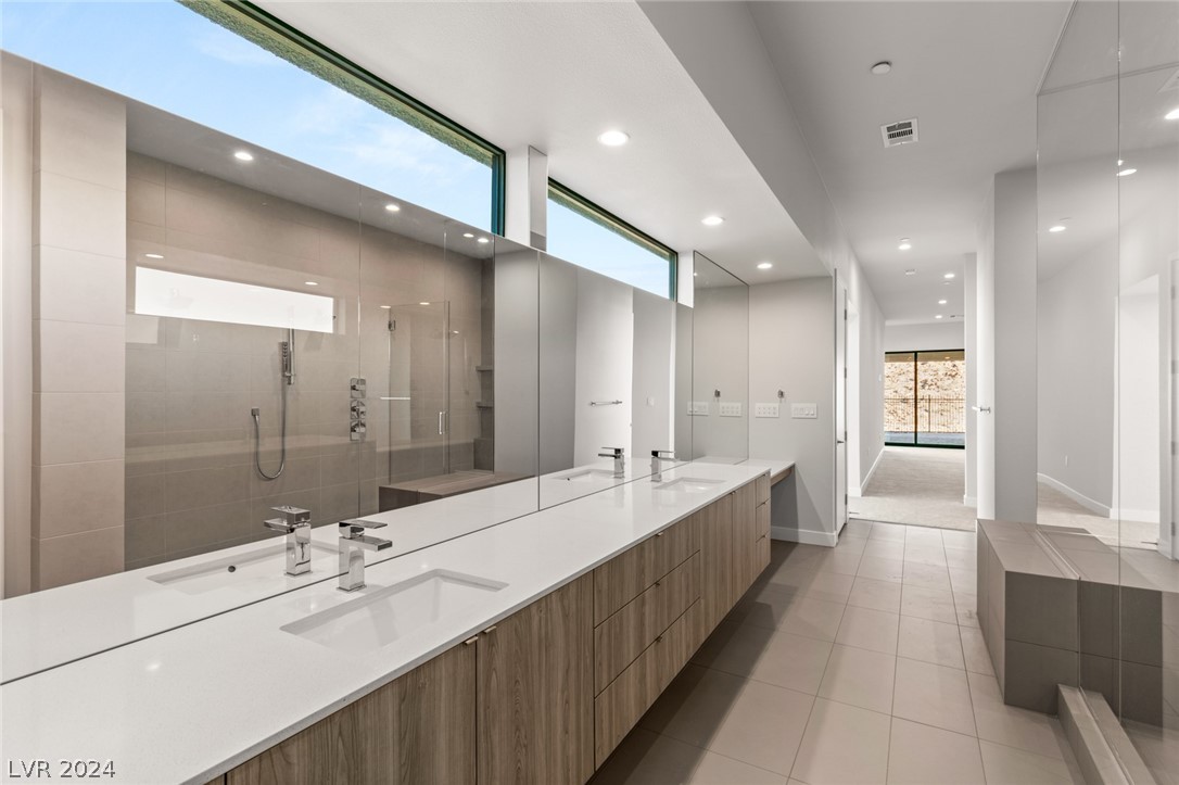 621 SLEEPING DRAGON Drive