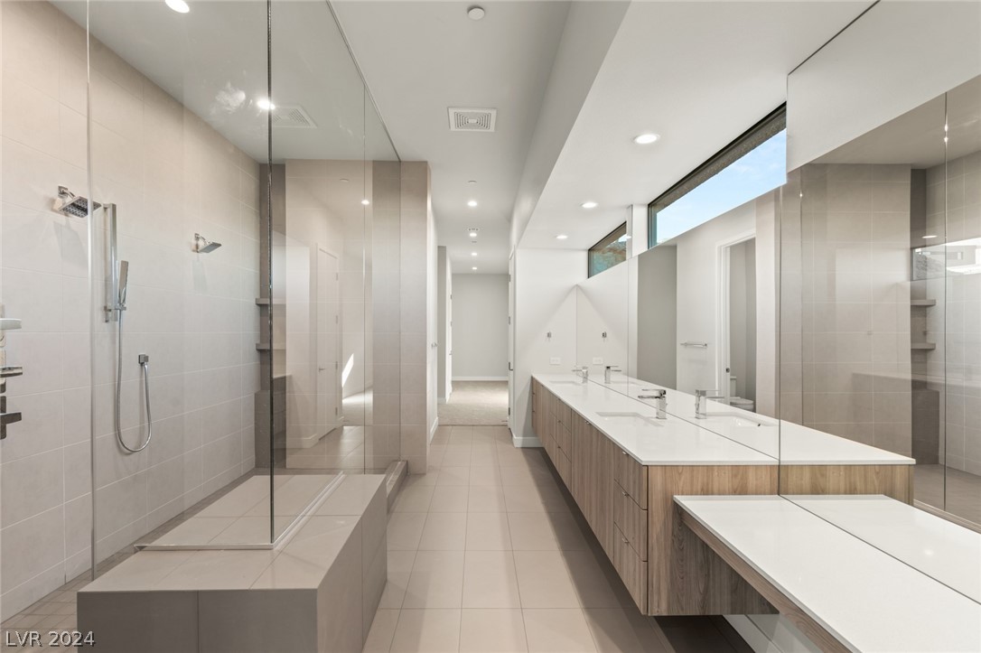 621 SLEEPING DRAGON Drive