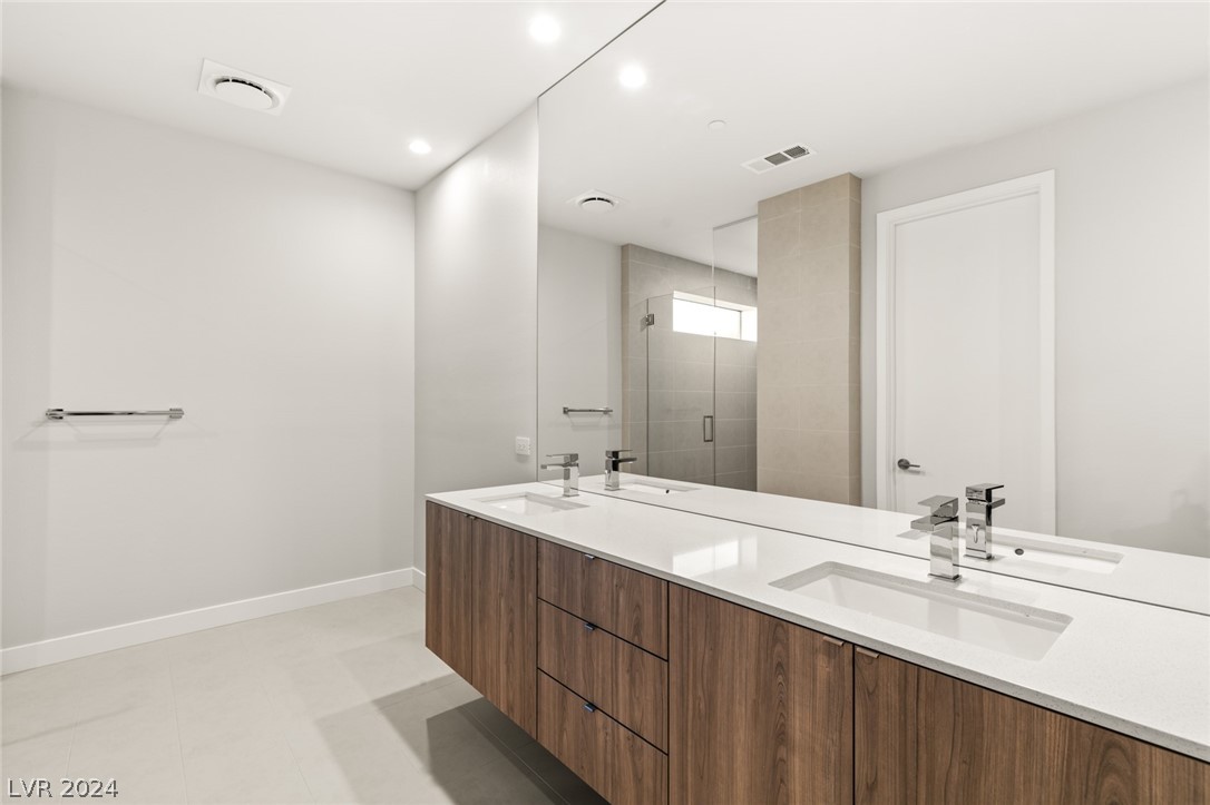 621 SLEEPING DRAGON Drive