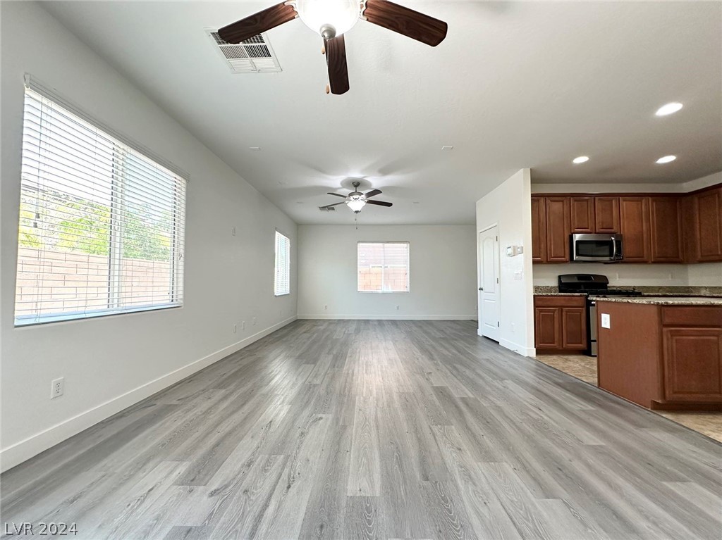 9328 Flowering Tulip Avenue