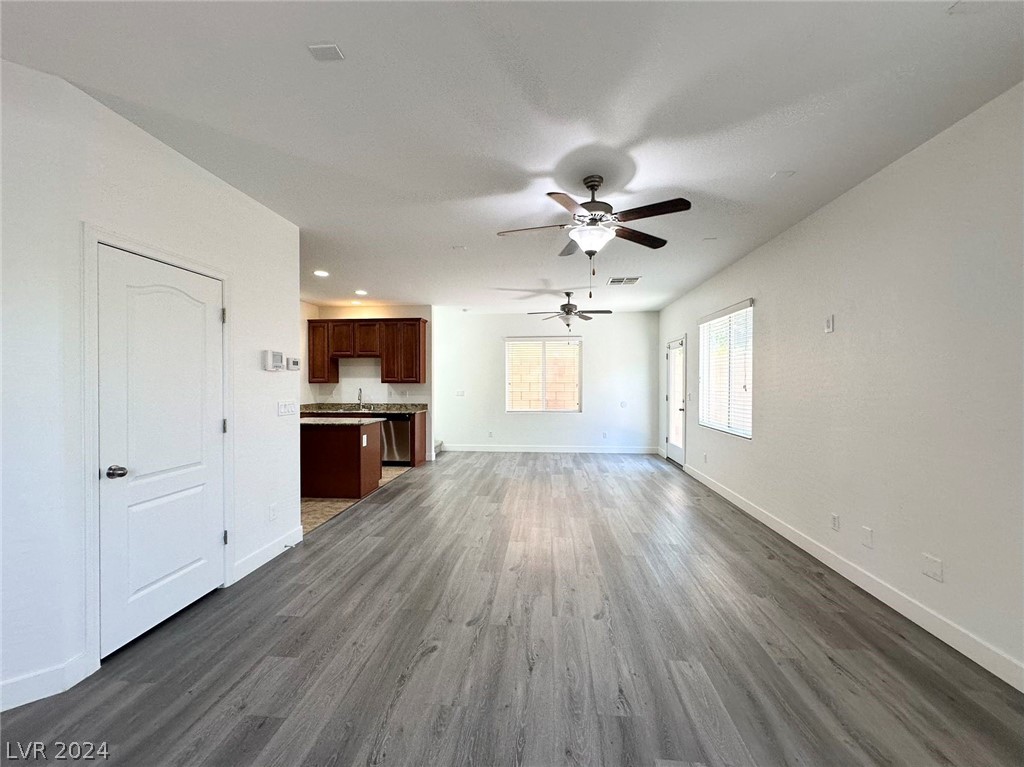 9328 Flowering Tulip Avenue