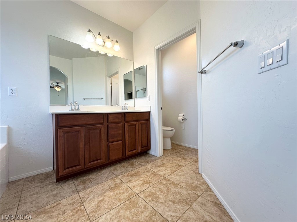 9328 Flowering Tulip Avenue