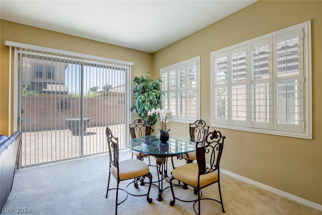 425 Via Stretto Avenue