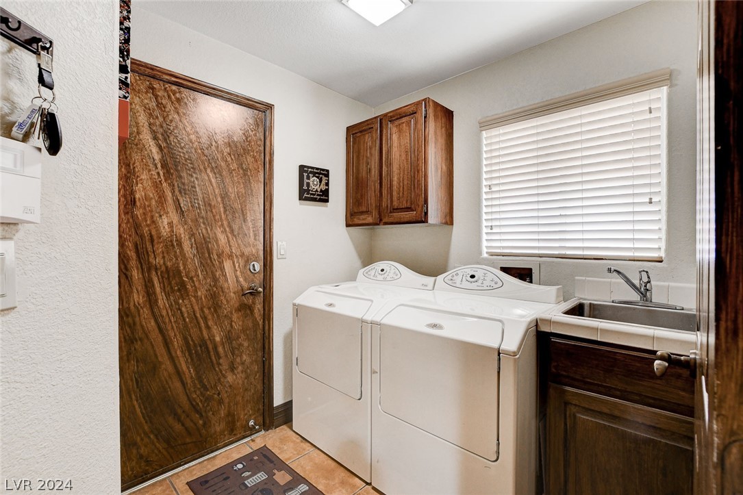 8941 Diamond Falls Drive